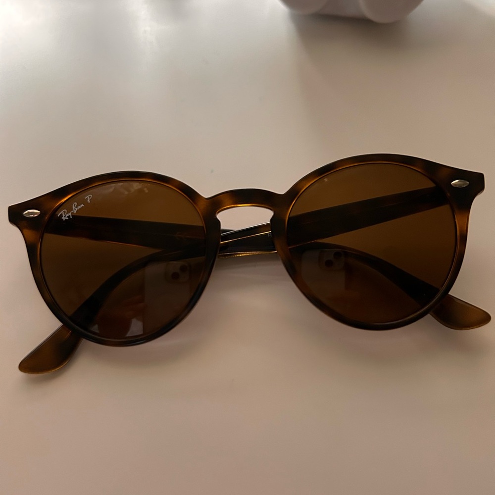Ray-Ban Brown Round Sunglasses